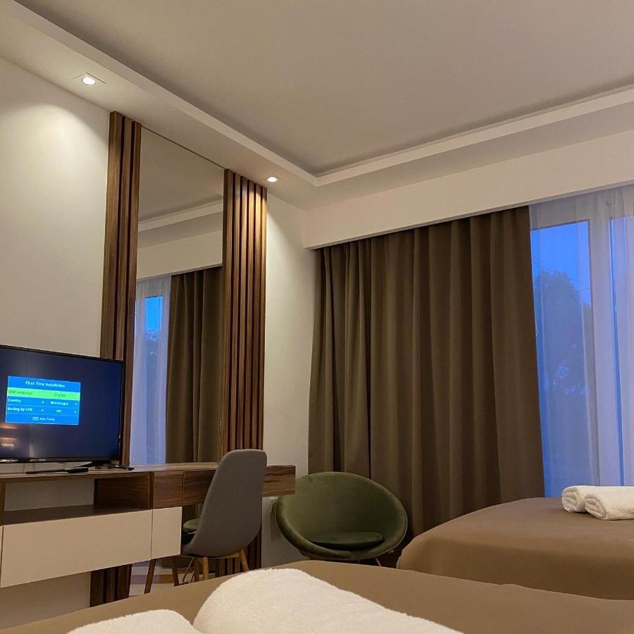 Hotel Comfort Ulcinj Exterior photo