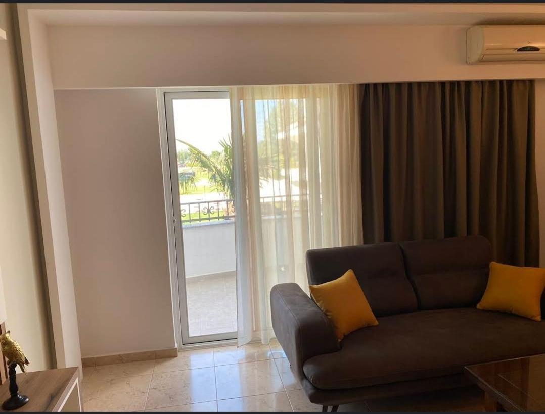 Hotel Comfort Ulcinj Exterior photo